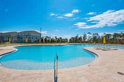Emerald Shores Private Beach Club, Bar, Pool - Image 2