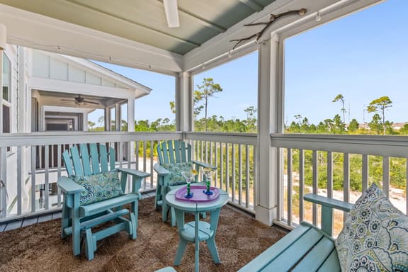 Emerald Shores Private Beach Club, Bar, Pool - Image 1